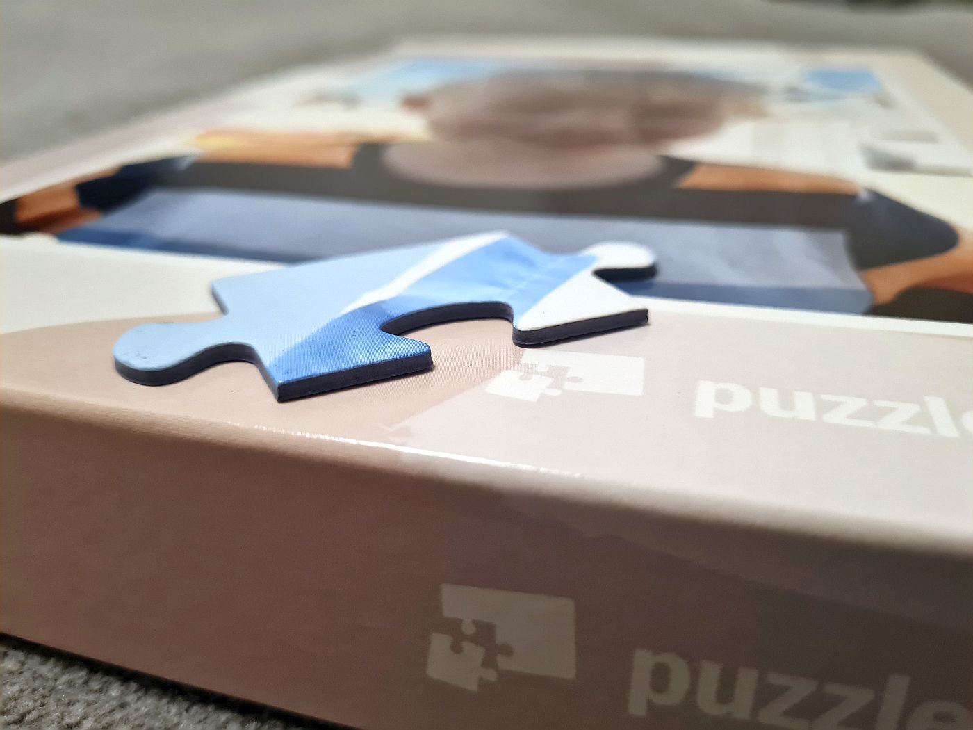 puzzleYou Puzzleteil in der Nahaufnahme